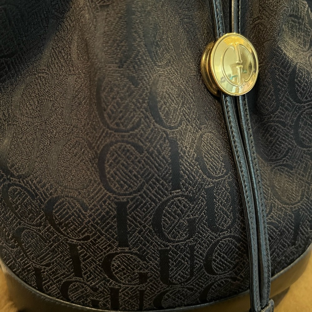 Gucci medium black leather tapestry bucket elegant shoulder bag/RARE - Picture 5 of 15